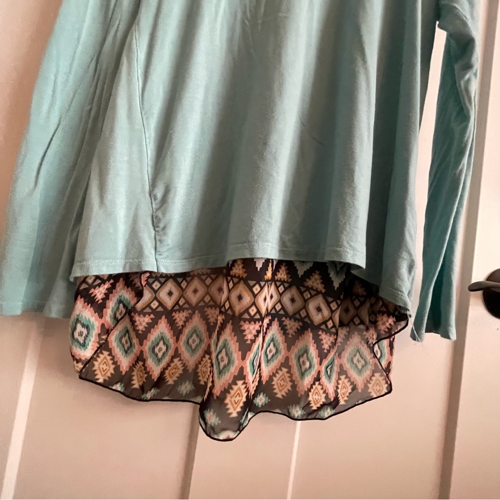 Ladies, large, top, layered look, school, teacher, holiday, cute back. Work - Picture 2 of 4